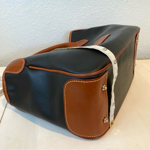 Dooney & Bourke Black and Tan Structured Tote Satchel with Crossbody Strap - Picture 7 of 14